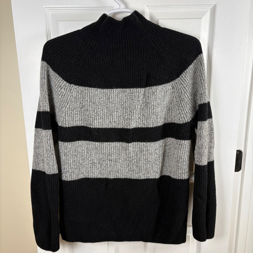 Banana Republic Men's Chunky Knit Sweater Lg Black Gray Wool Blend Fisherman - Picture 7 of 7